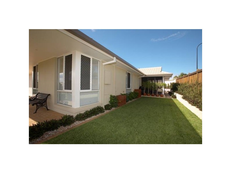 North Lakes QLD 4509