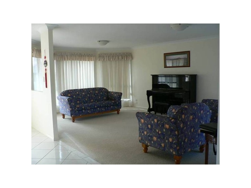 18 Nicholas Street, North Lakes QLD 4509