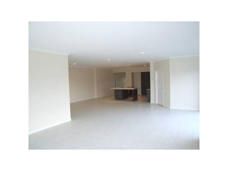 North Lakes QLD 4509