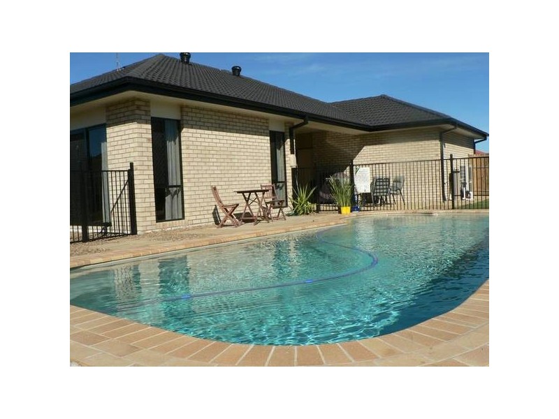 6 Kangaroo Street, North Lakes QLD 4509