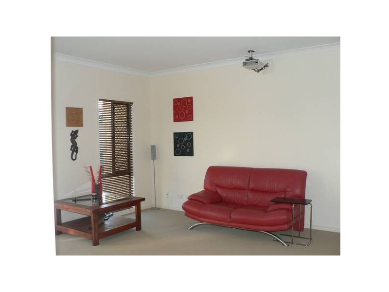 6 Kangaroo Street, North Lakes QLD 4509