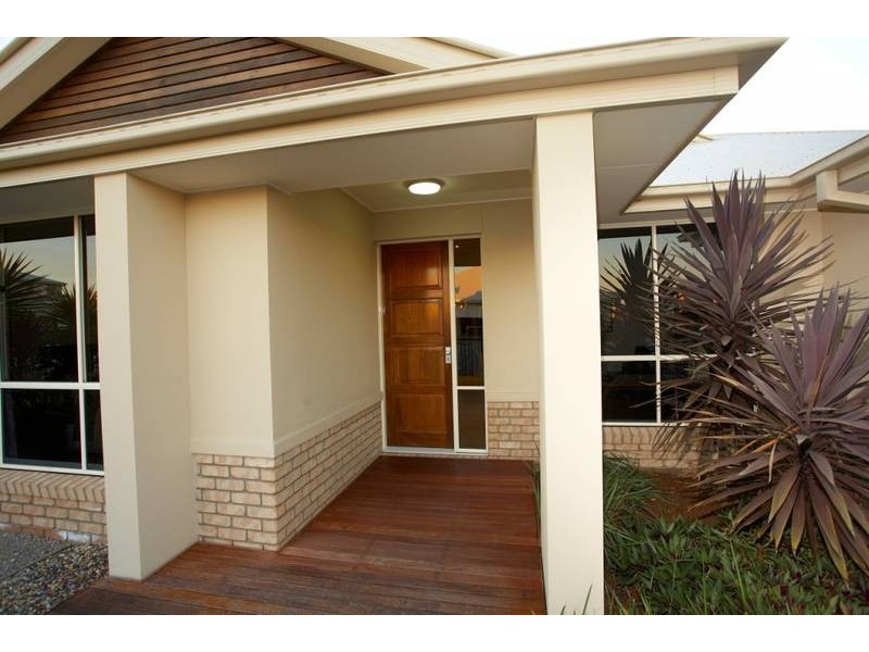 North Lakes QLD 4509