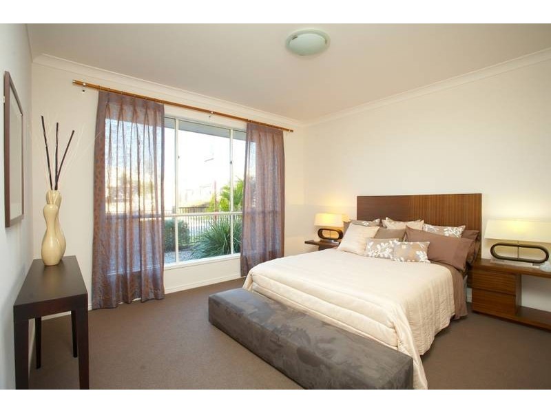 North Lakes QLD 4509