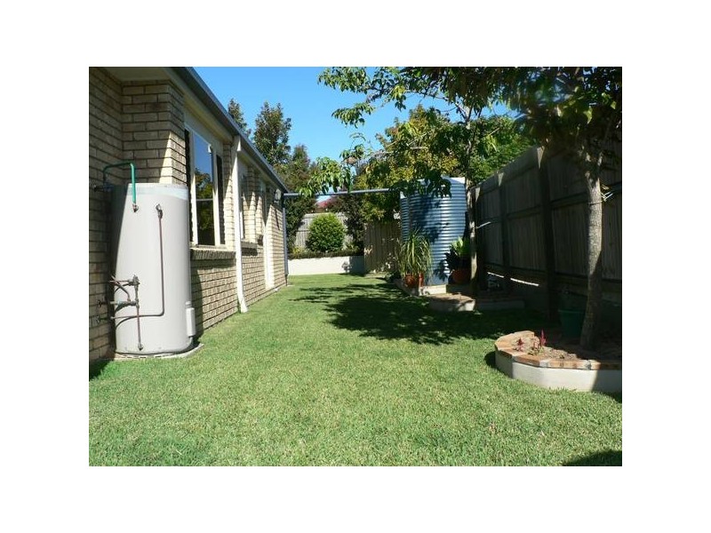 14 Standish Street, North Lakes QLD 4509