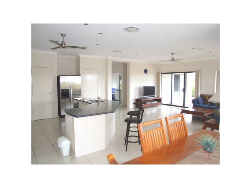 North Lakes QLD 4509