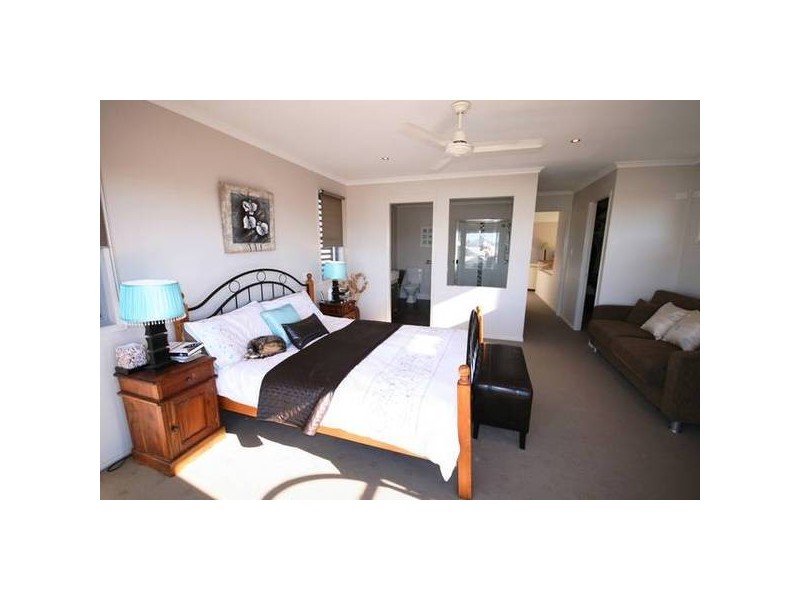 23 Elkington Circuit, North Lakes QLD 4509