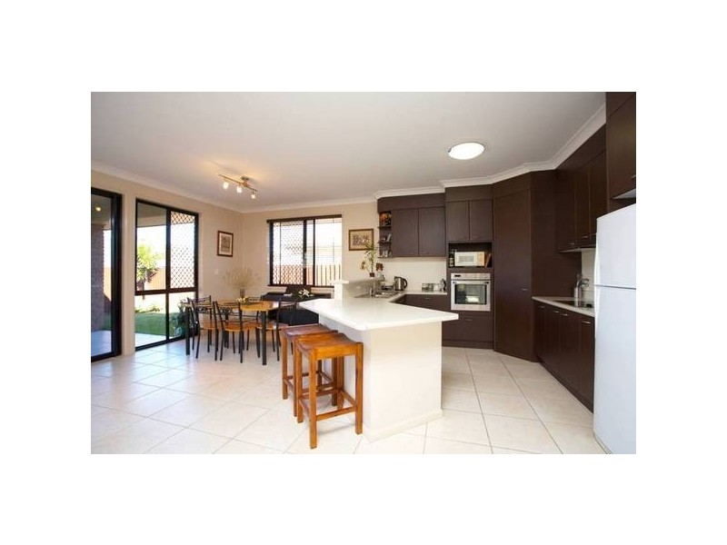 North Lakes QLD 4509