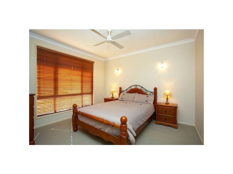 North Lakes QLD 4509