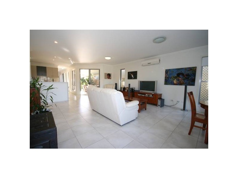 22 Whitecedar Circuit, North Lakes QLD 4509