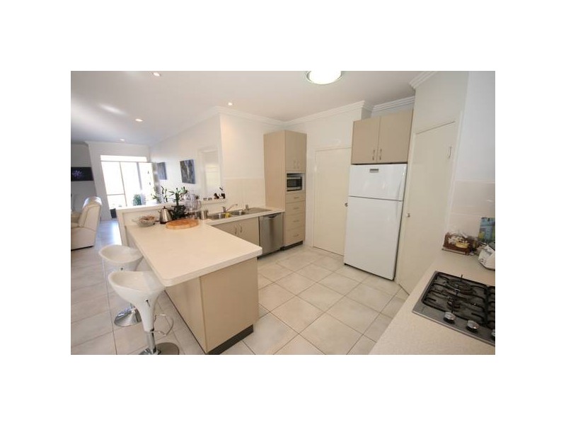 22 Whitecedar Circuit, North Lakes QLD 4509