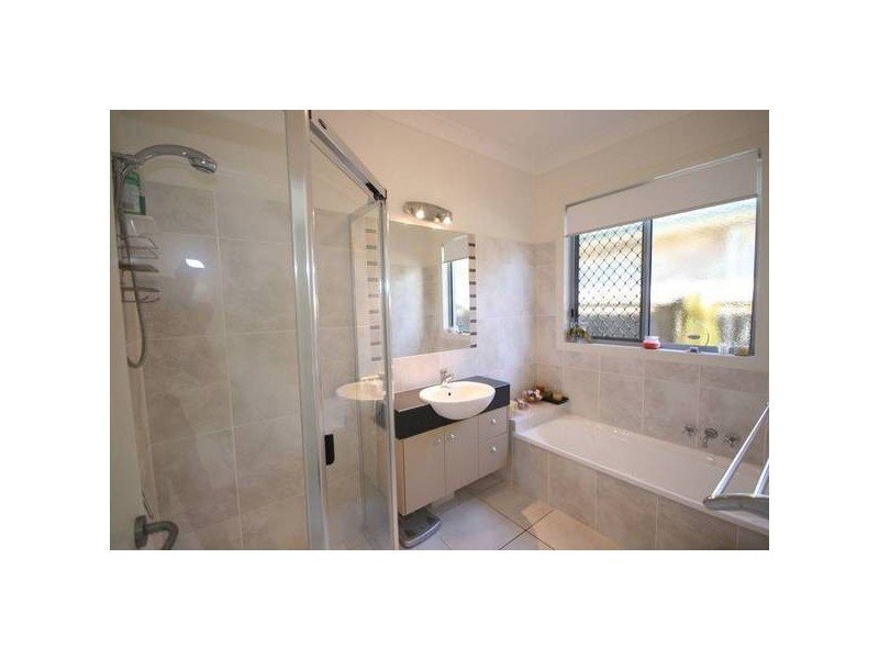 22 Whitecedar Circuit, North Lakes QLD 4509