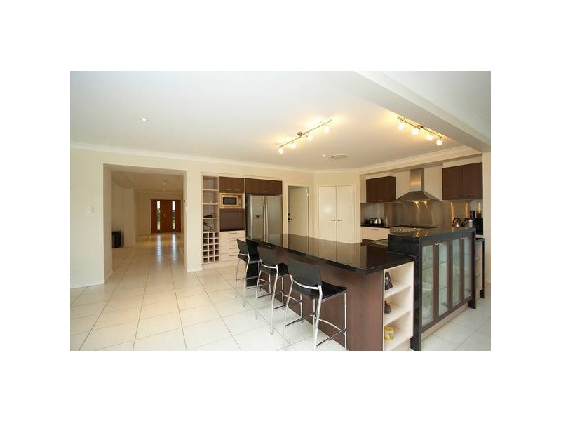 North Lakes QLD 4509