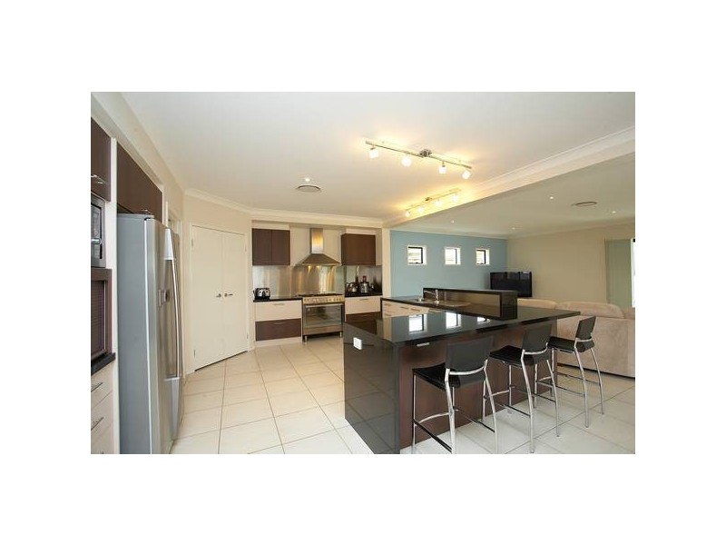 North Lakes QLD 4509