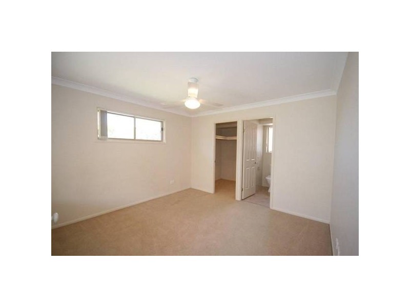 9 McPherson Ct, North Lakes QLD 4509