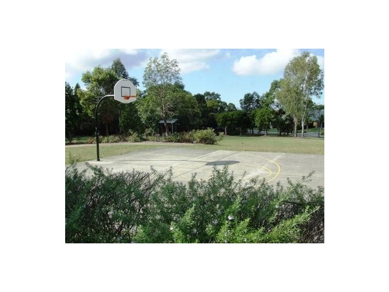 9 McPherson Ct, North Lakes QLD 4509