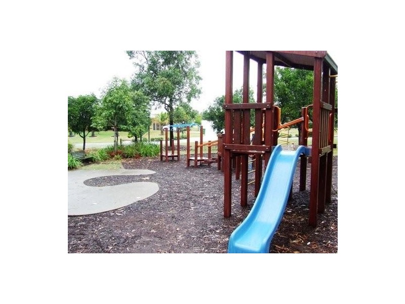 9 McPherson Ct, North Lakes QLD 4509