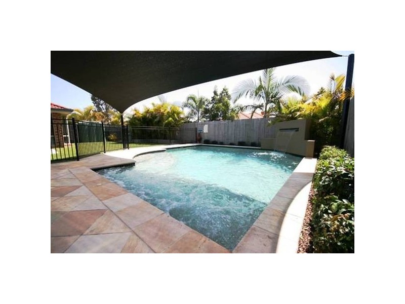 4 Davenport Parade, North Lakes QLD 4509