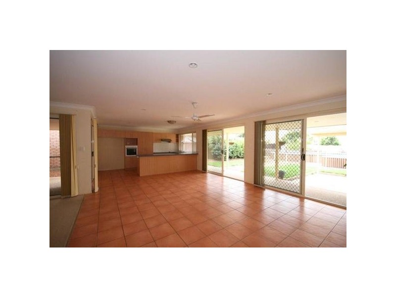 30 Grampion Circuit, North Lakes QLD 4509