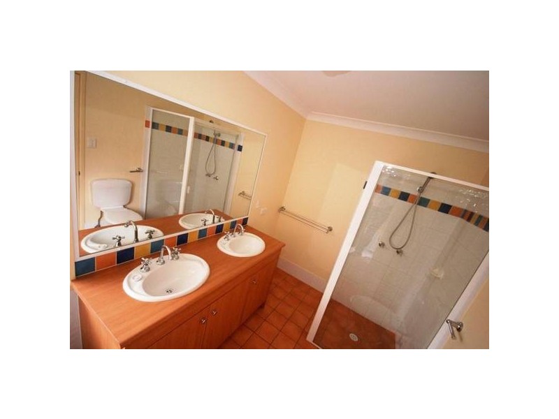 30 Grampion Circuit, North Lakes QLD 4509