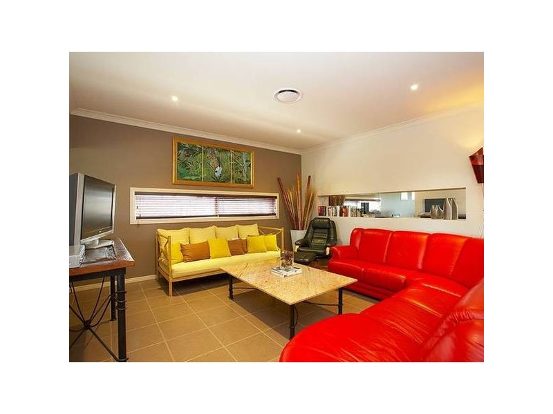 11 Armour Close, North Lakes QLD 4509