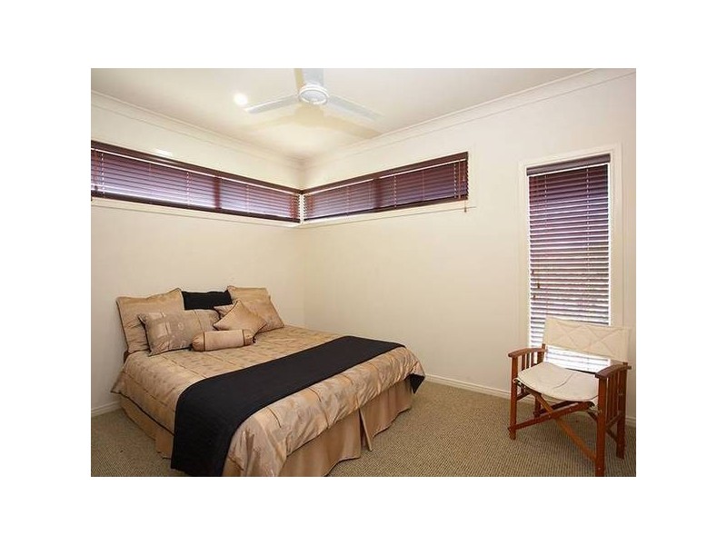 11 Armour Close, North Lakes QLD 4509