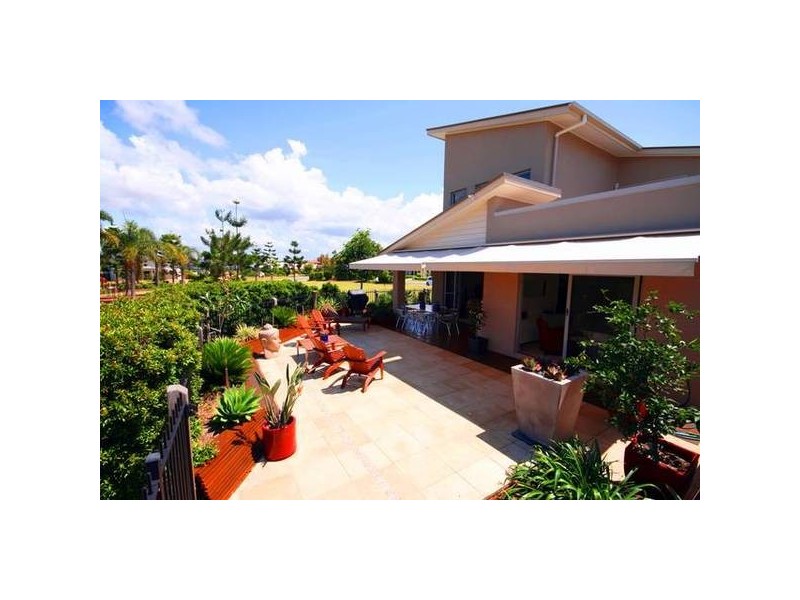 2 Moorhen Lane, North Lakes QLD 4509