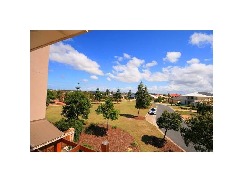 2 Moorhen Lane, North Lakes QLD 4509
