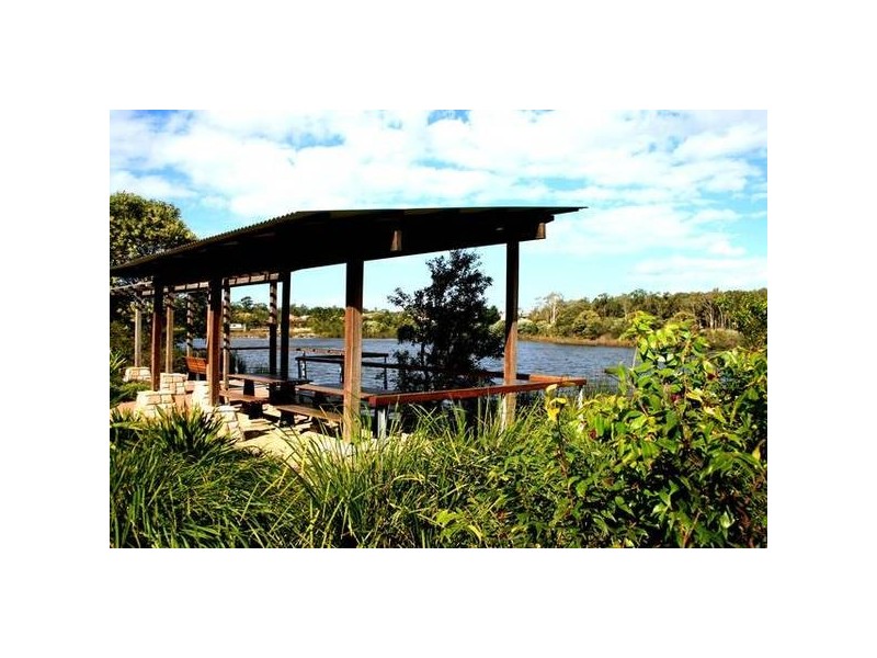 2 Moorhen Lane, North Lakes QLD 4509