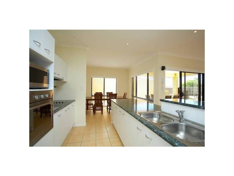 12 Cottonwood Cct, North Lakes QLD 4509