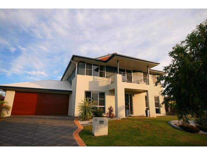 32 Marsh Parade, North Lakes QLD 4509
