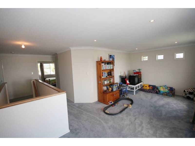 32 Marsh Parade, North Lakes QLD 4509