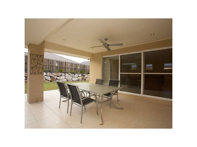 North Lakes QLD 4509
