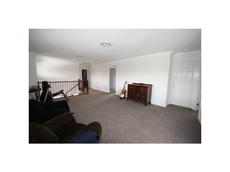 9 Whitebeech Court, North Lakes QLD 4509