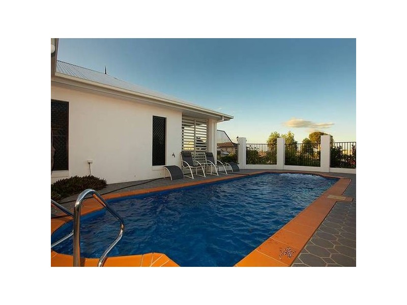 20 Tuckeroo Parade, North Lakes QLD 4509