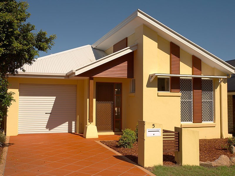 5 Glorious Court, North Lakes QLD 4509