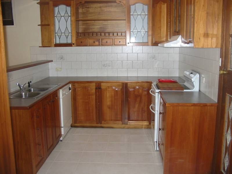 17 Stirling Street, Cobden VIC 3266