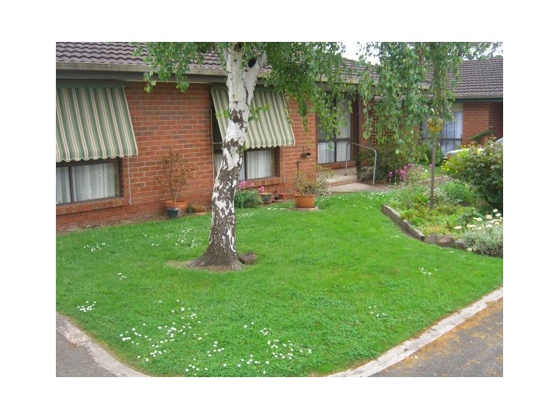 2/86 Curdie Street, Cobden VIC 3266