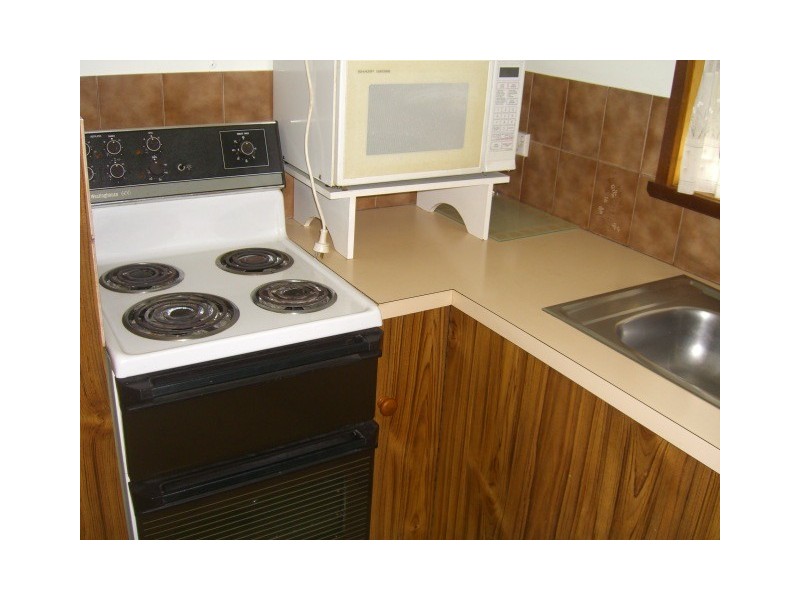 2/86 Curdie Street, Cobden VIC 3266