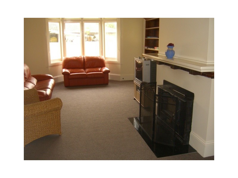 19 Cressy Street, Camperdown VIC 3260