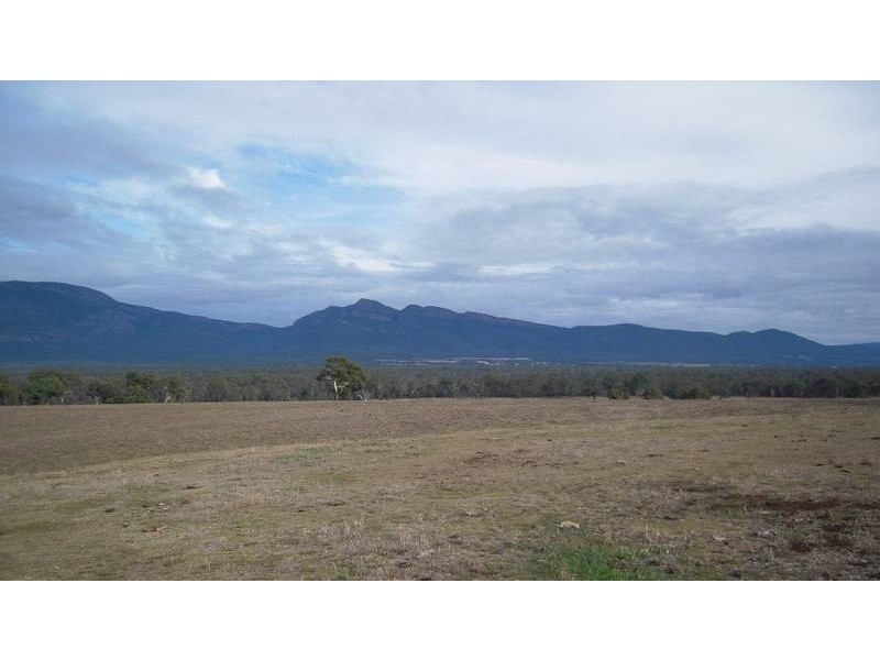 697 Redman Road, Halls Gap VIC 3381