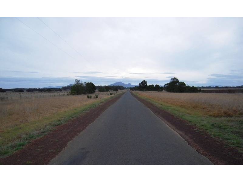 697 Redman Road, Halls Gap VIC 3381