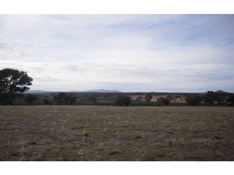 697 Redman Road, Halls Gap VIC 3381