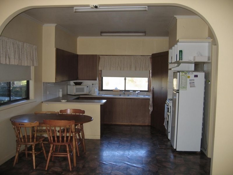 13 Rands Rd, Timboon VIC 3268