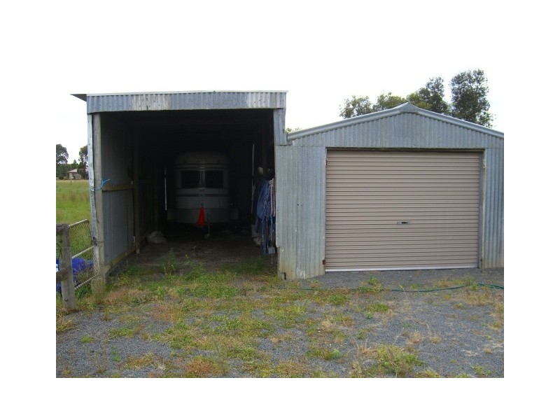 20 Stoneyford Road,, Cobden VIC 3266