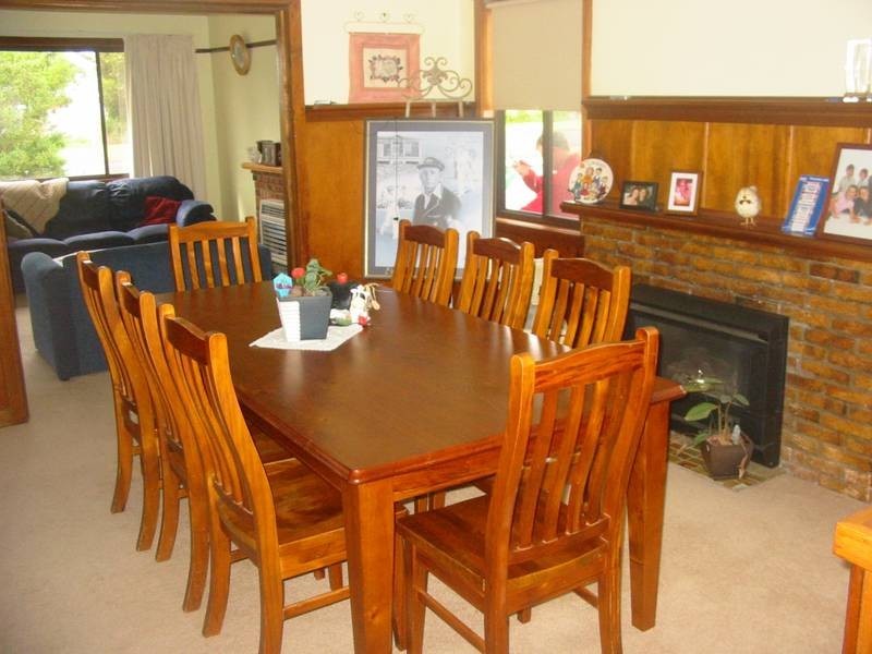 31 Dover Street, Cobden VIC 3266