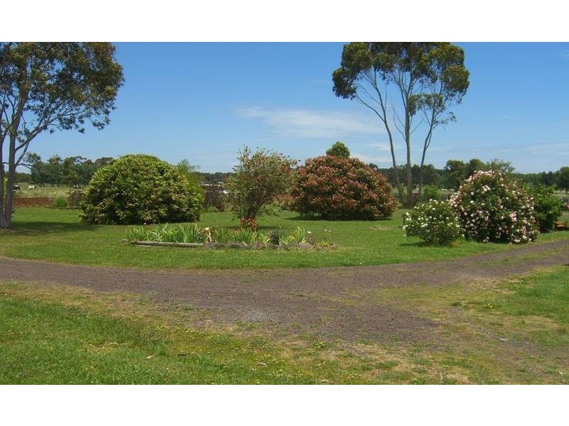 880 Cobden – Terang Road, Cobden VIC 3266