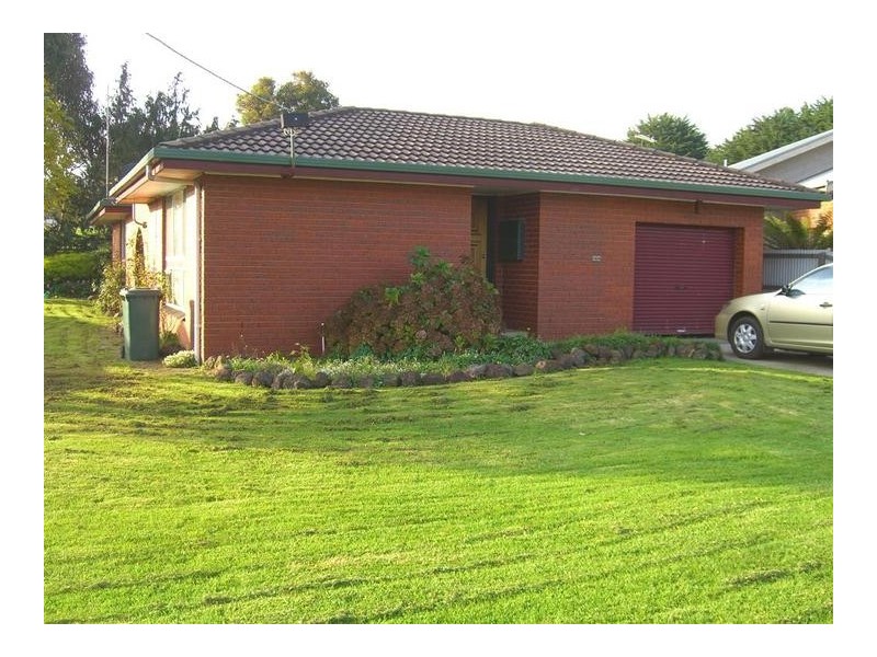 6 Church Street, Timboon VIC 3268