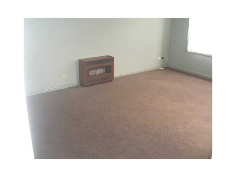 86 Victoria Street, Cobden VIC 3266