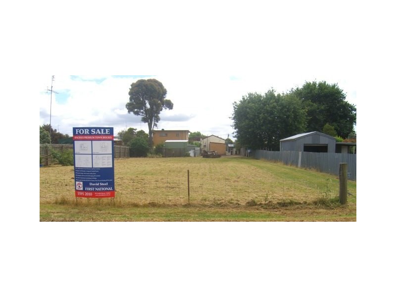 10 Parrott Street, Cobden VIC 3266