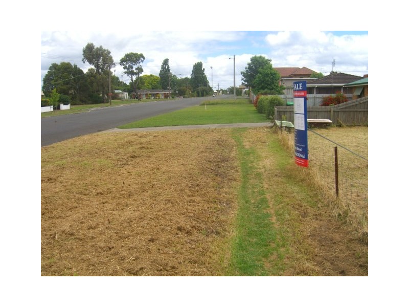 10 Parrott Street, Cobden VIC 3266